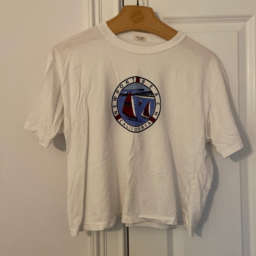 Brandy Melville graphic tee